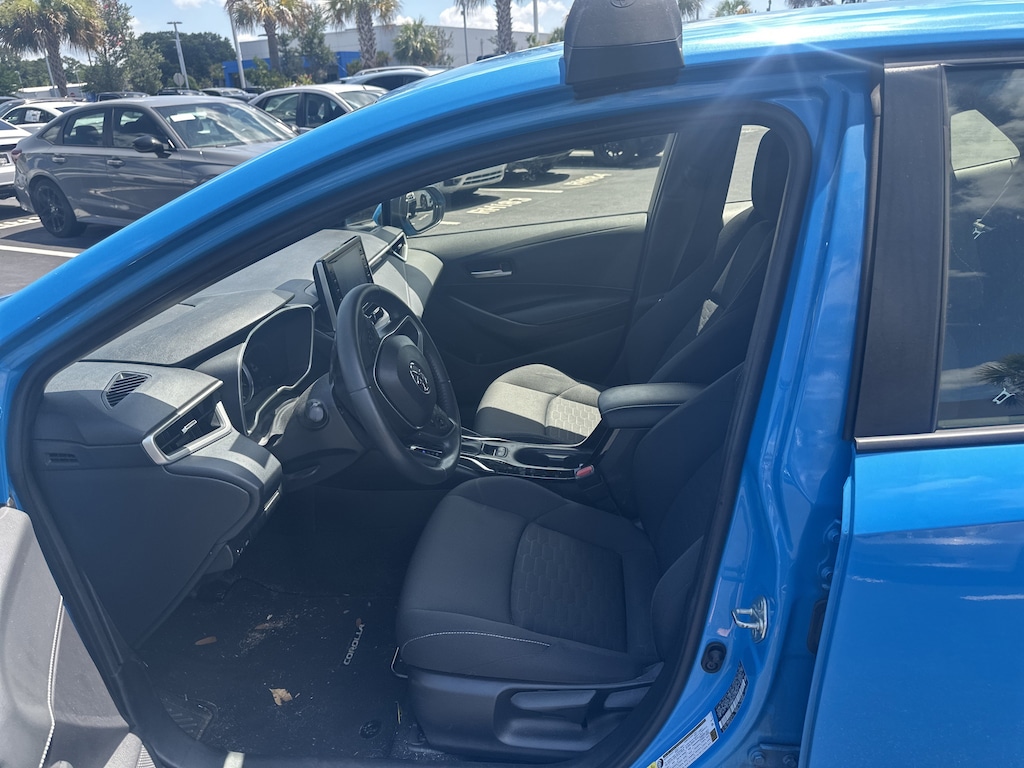Used 2022 Toyota Corolla Hatchback SE Hatchback