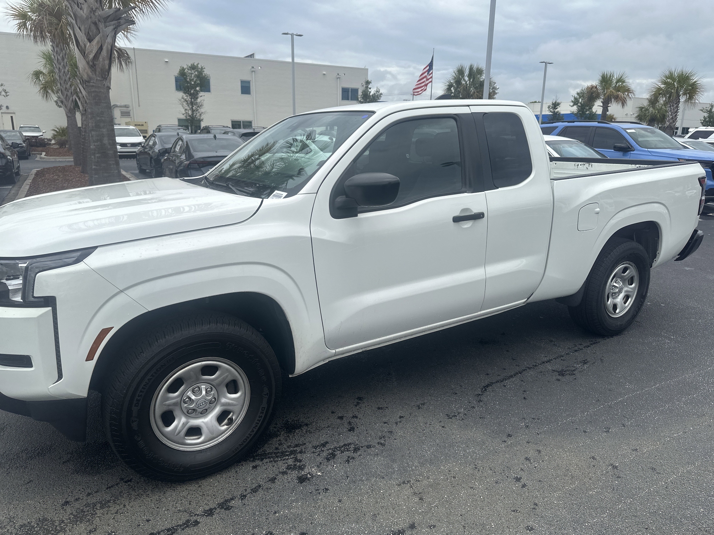 2022 Nissan Frontier S photo 4