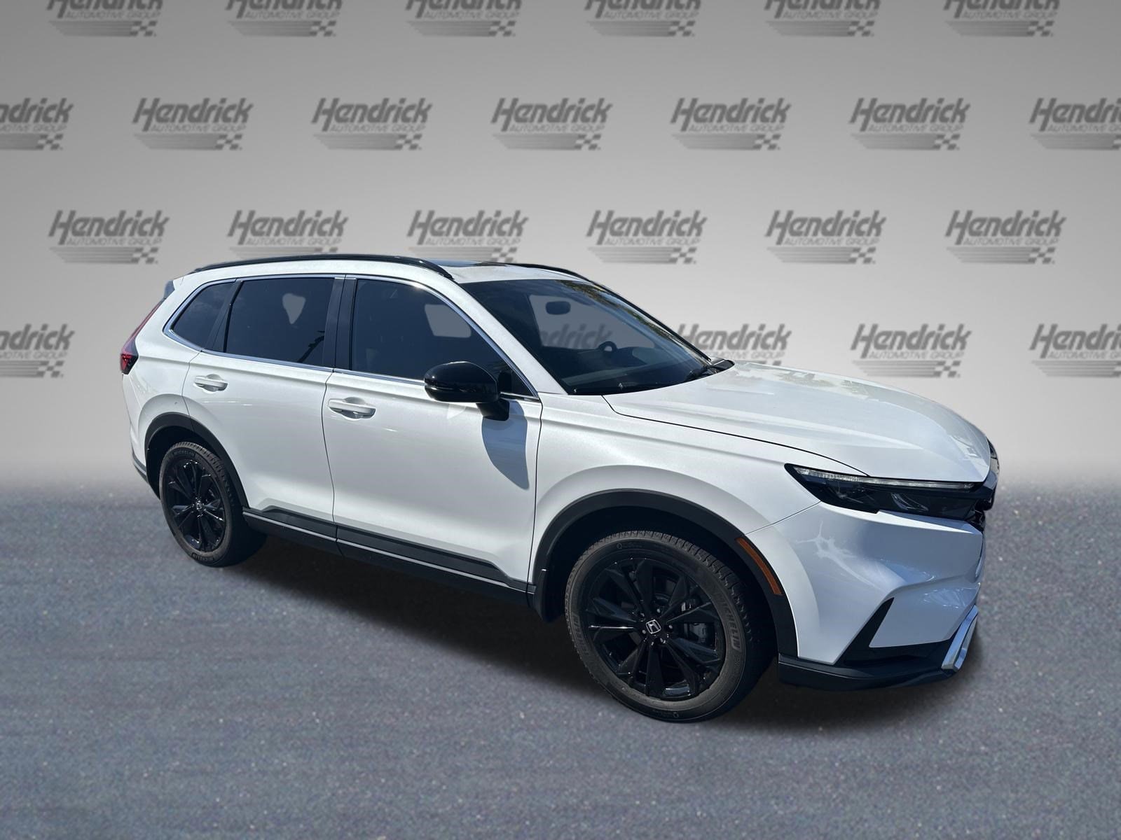 2023 Honda CR-V Hybrid Sport Touring photo 2