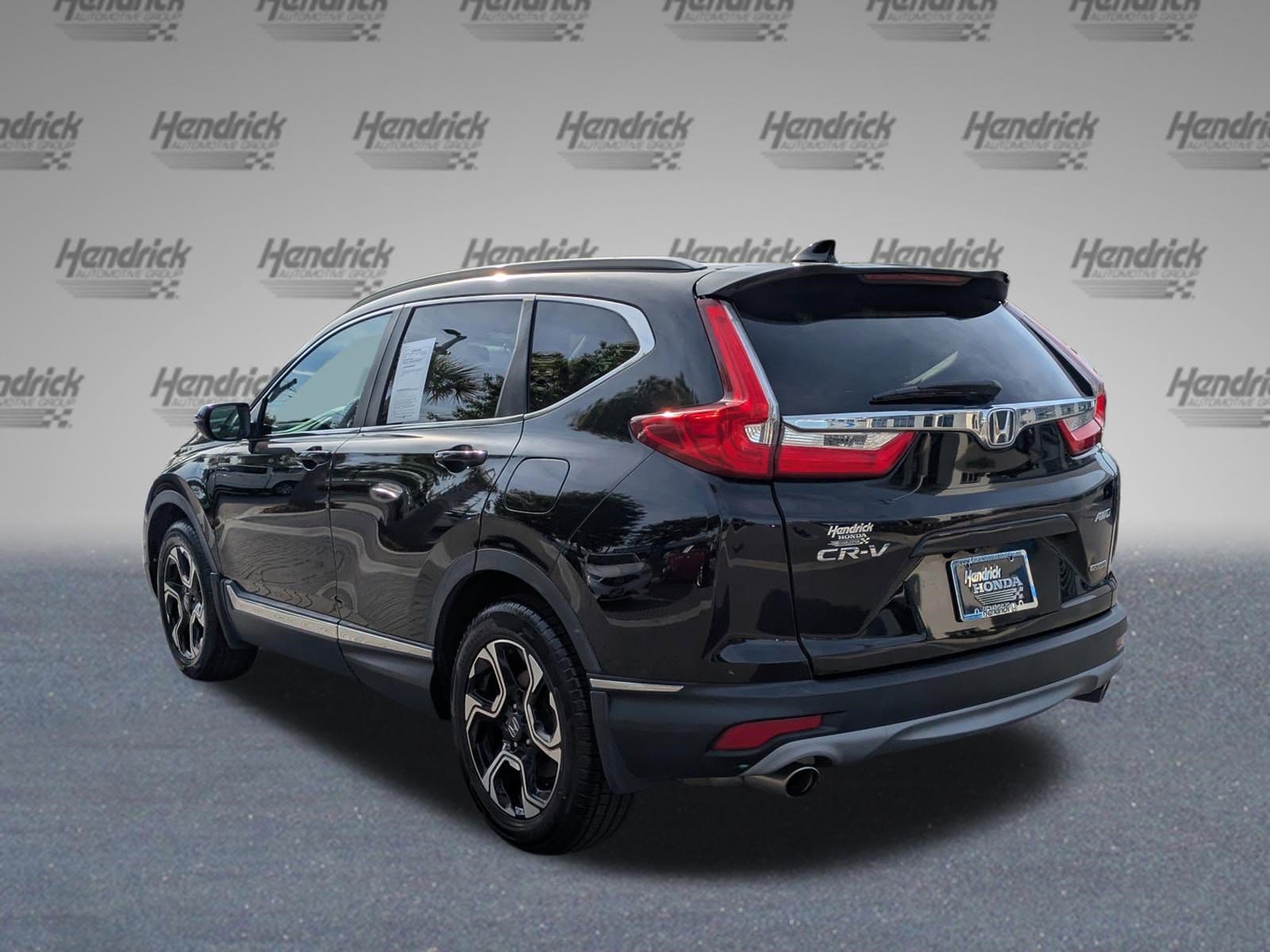 2018 Honda CR-V Touring photo 6