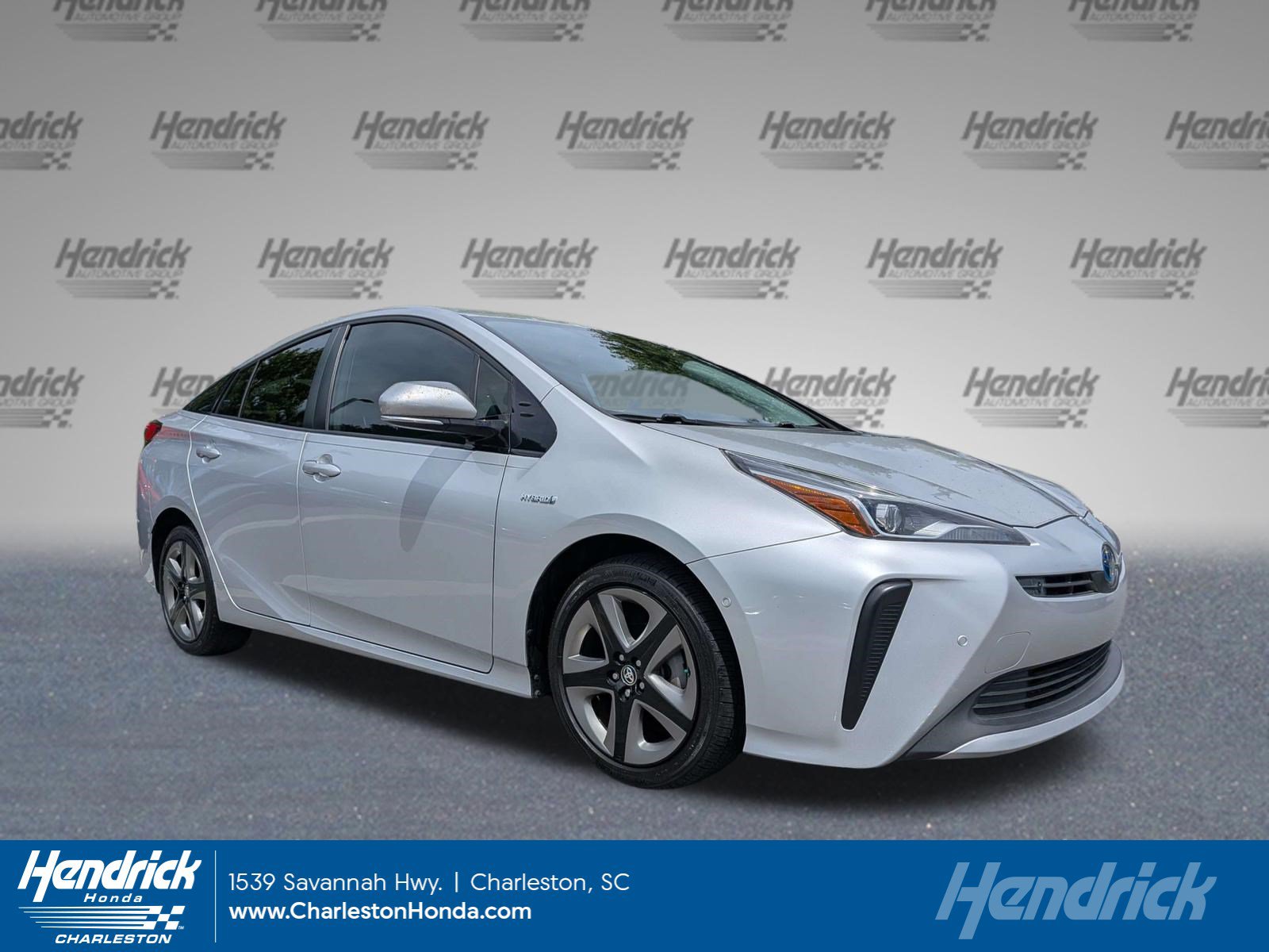 Used 2020 Toyota Prius XLE Hatchback