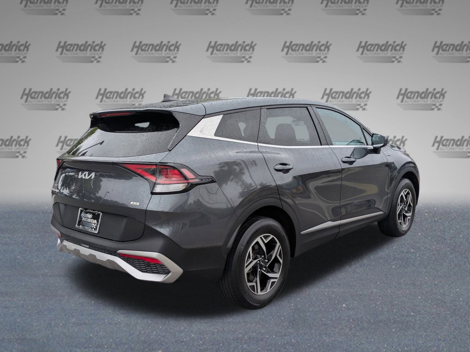 2023 Kia Sportage LX photo 3