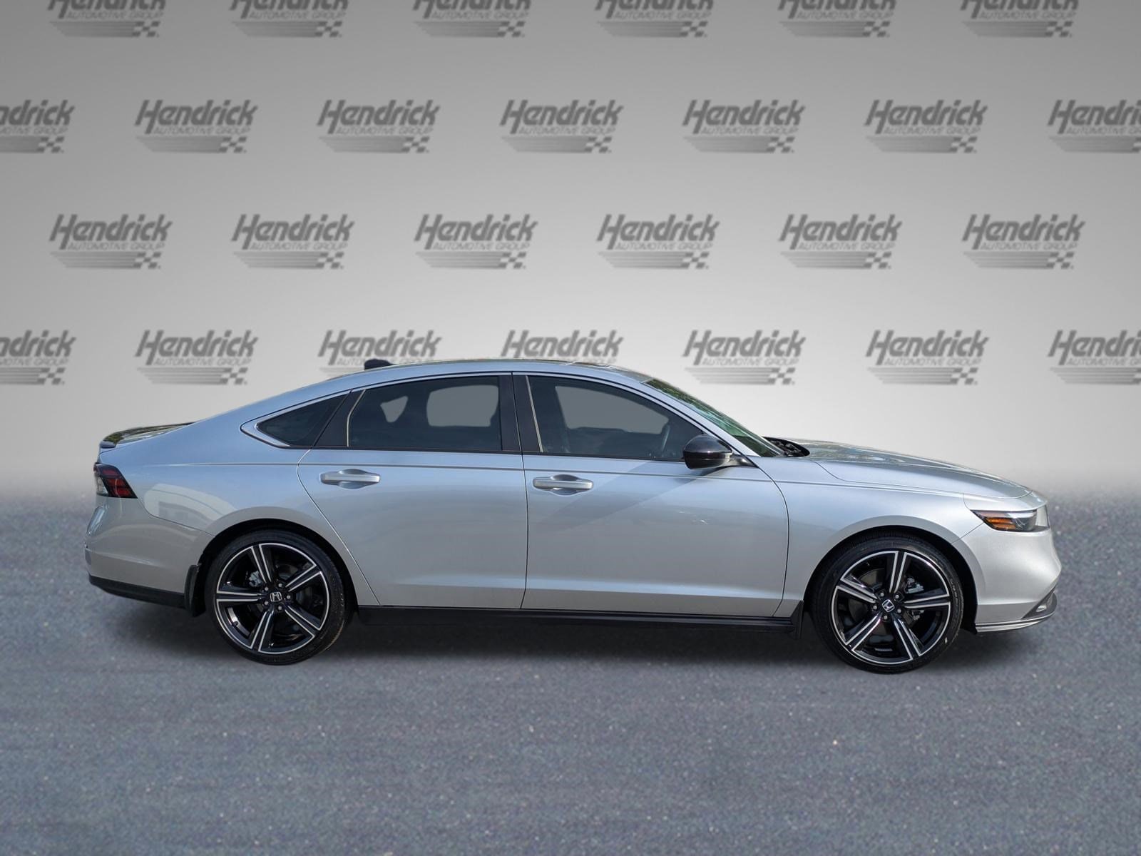 2025 Honda Accord Hybrid Sport photo 2