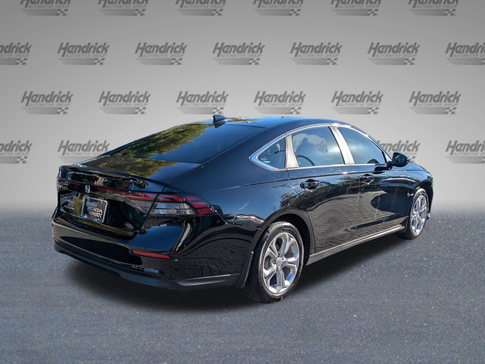 2025 Honda Accord LX photo 3