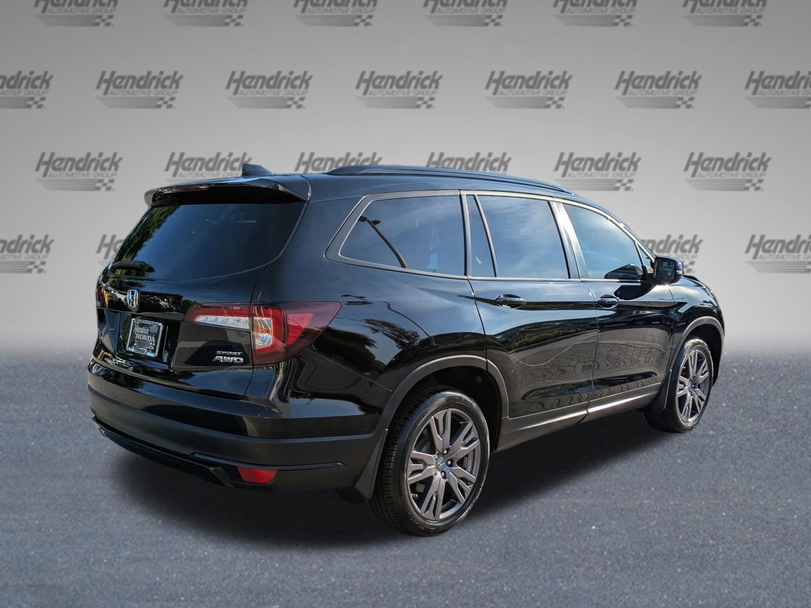 2022 Honda Pilot Sport photo 3