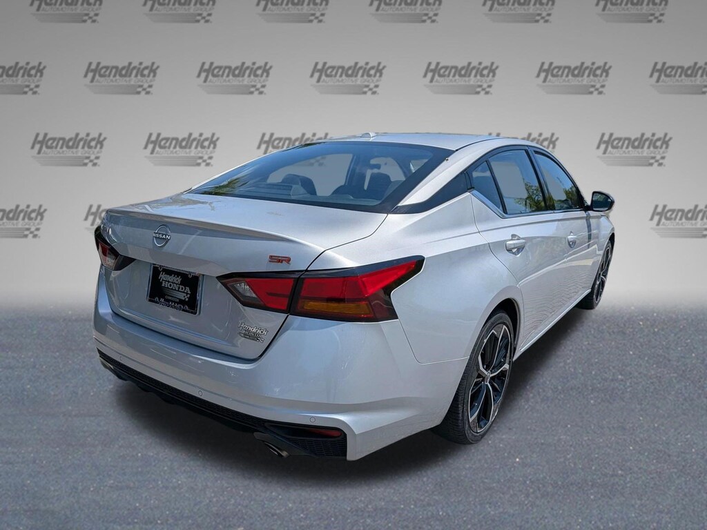 Used 2024 Nissan Altima 2.5 SR Sedan