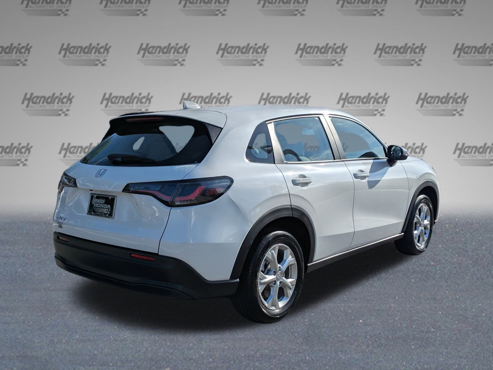 2025 Honda HR-V LX photo 3