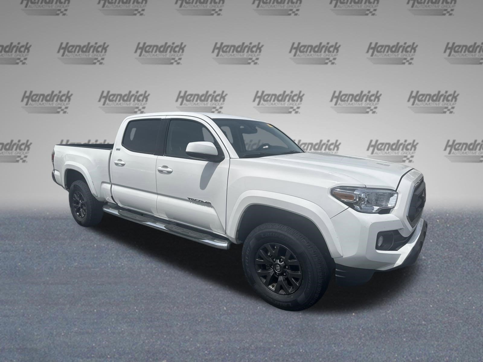 2023 Toyota Tacoma TRD Sport photo 2