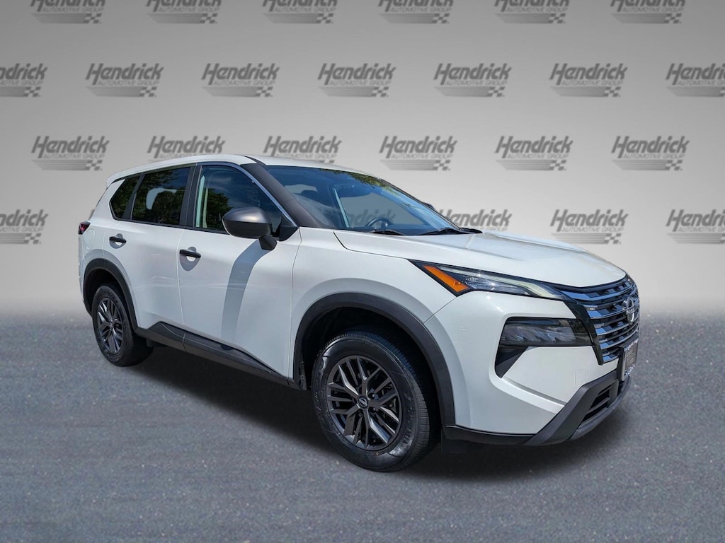Used 2024 Nissan Rogue S SUV