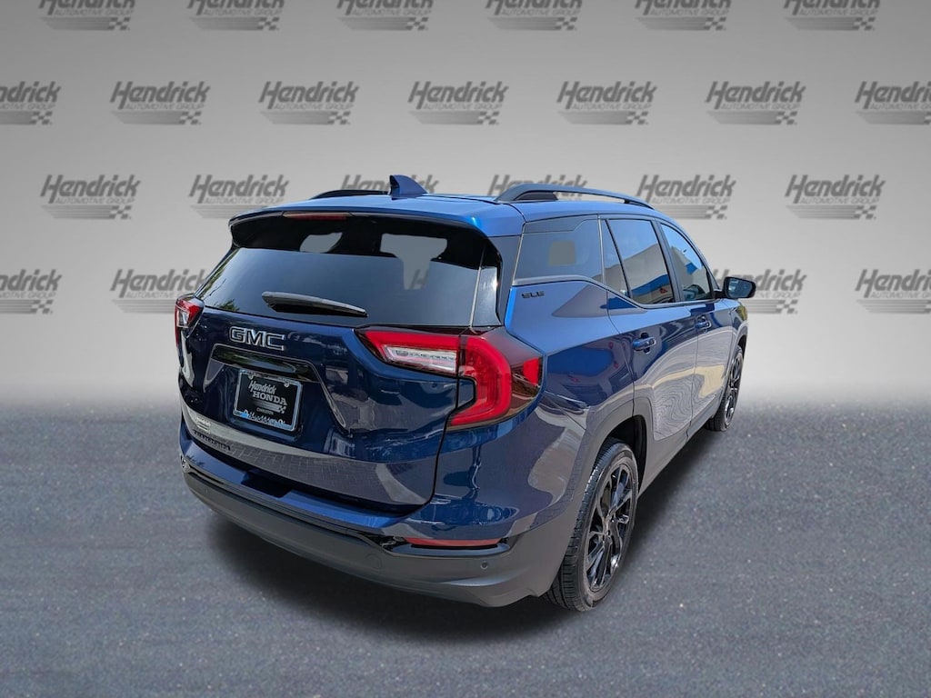 Used 2023 GMC Terrain SLE SUV