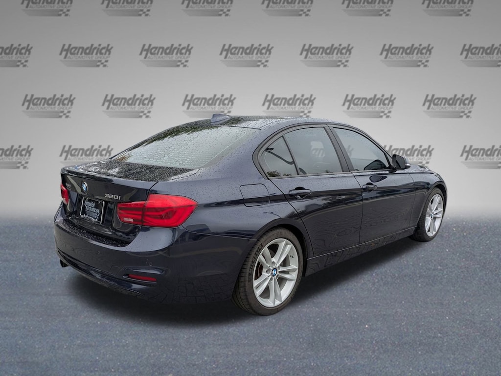 Used 2017 BMW 3 Series 320i Sedan