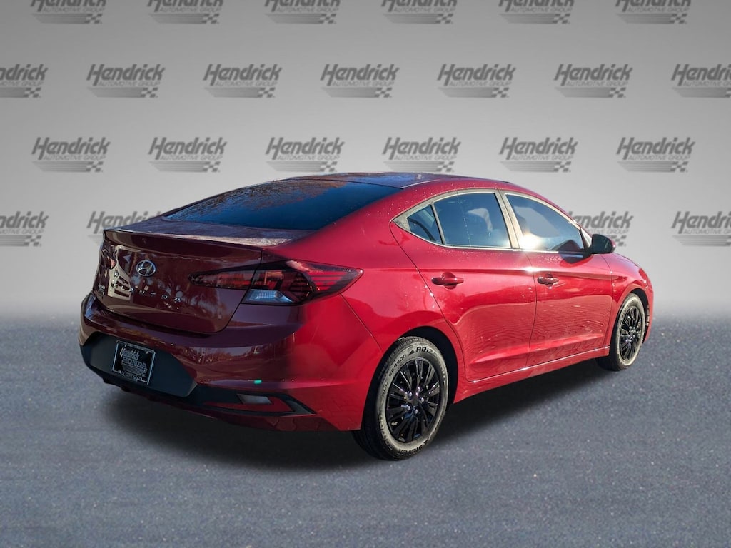 Used 2020 Hyundai Elantra SE Sedan