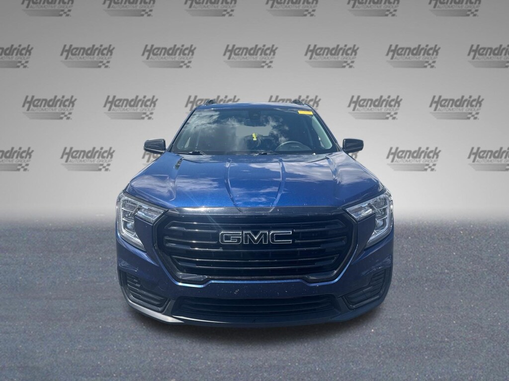 Used 2023 GMC Terrain SLE SUV