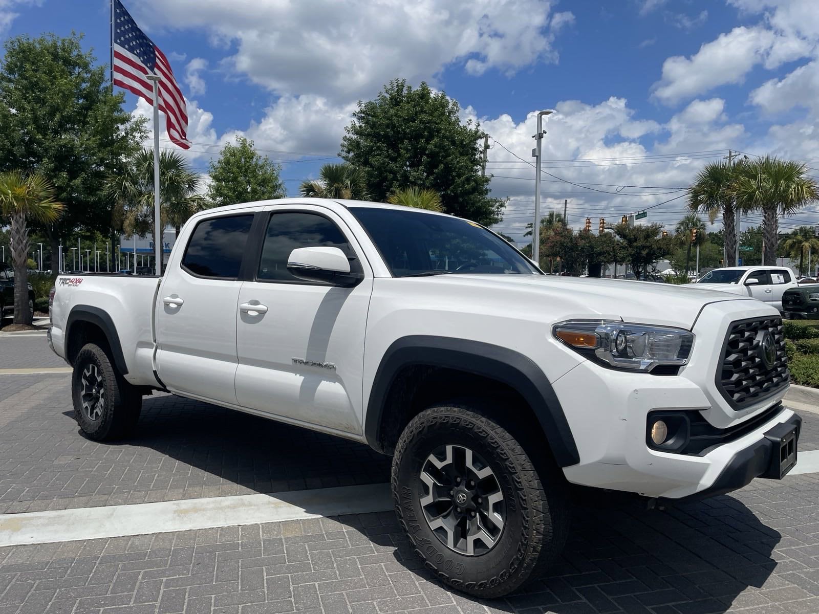 Used 2022 Toyota Tacoma TRD Off Road with VIN 3TMDZ5BNXNM123872 for sale in Kansas City, MO