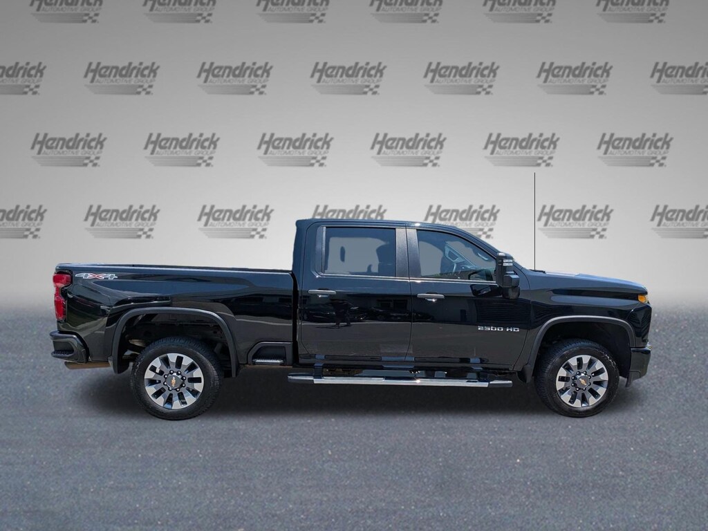 Used 2023 Chevrolet Silverado 2500HD Custom Pickup