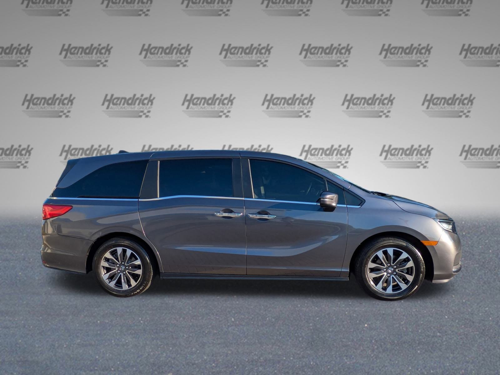 2024 Honda Odyssey EX-L photo 2