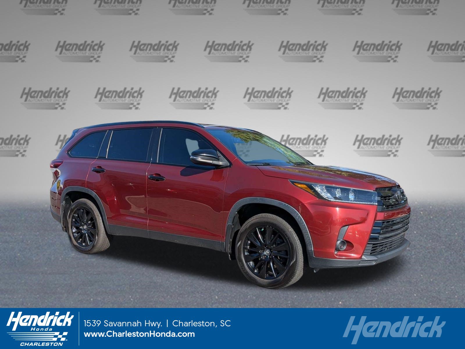 Used 2019 Toyota Highlander SE SUV