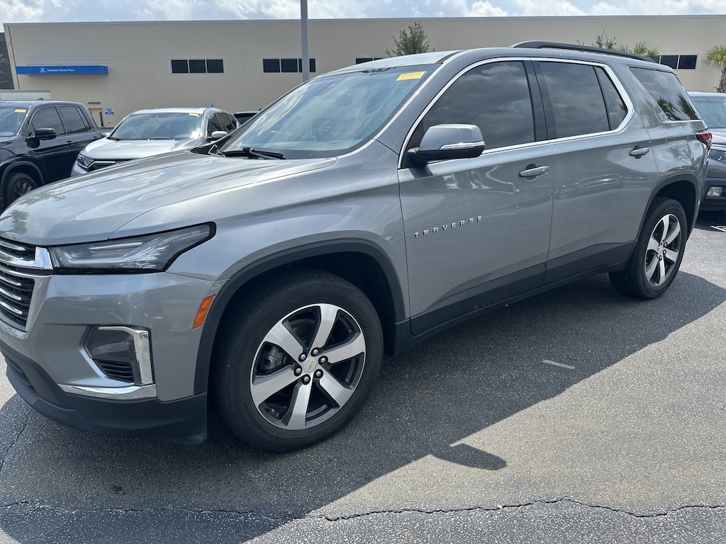 Used 2023 Chevrolet Traverse LT Leather SUV