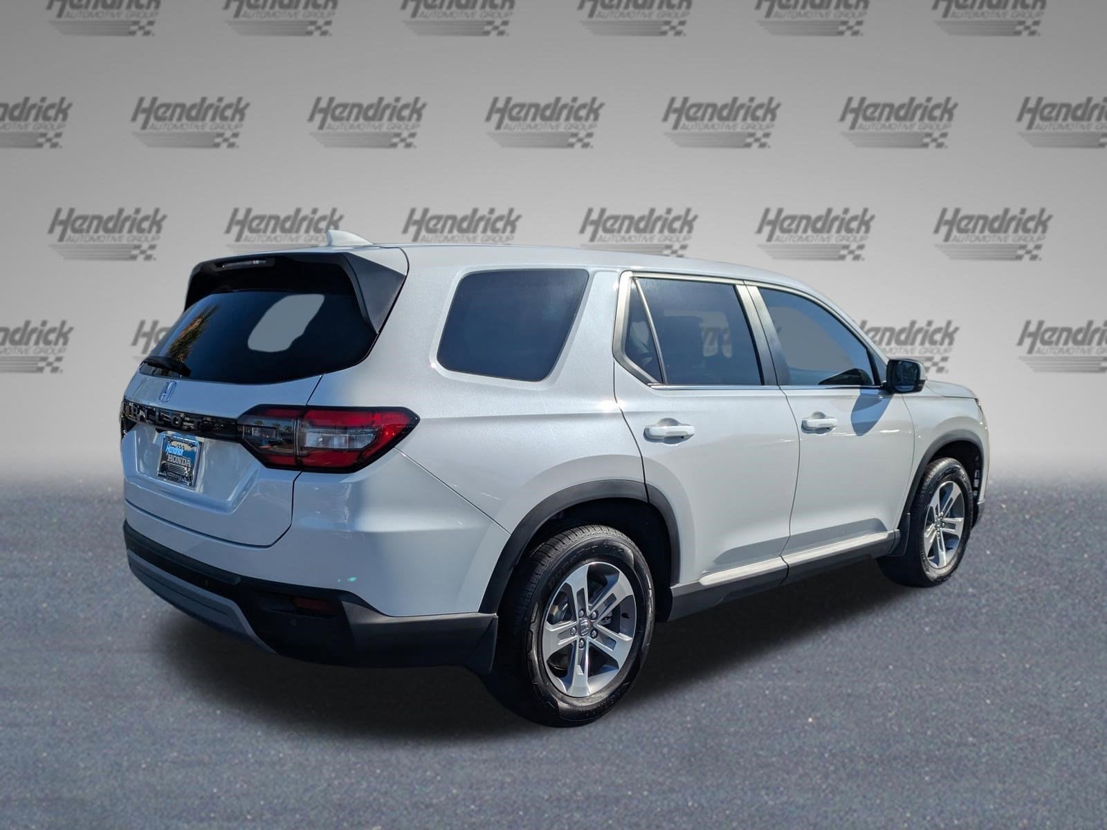 2025 Honda Pilot EX-L photo 4