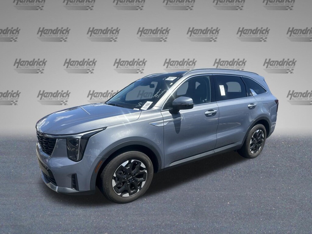 Used 2025 Kia Sorento S SUV
