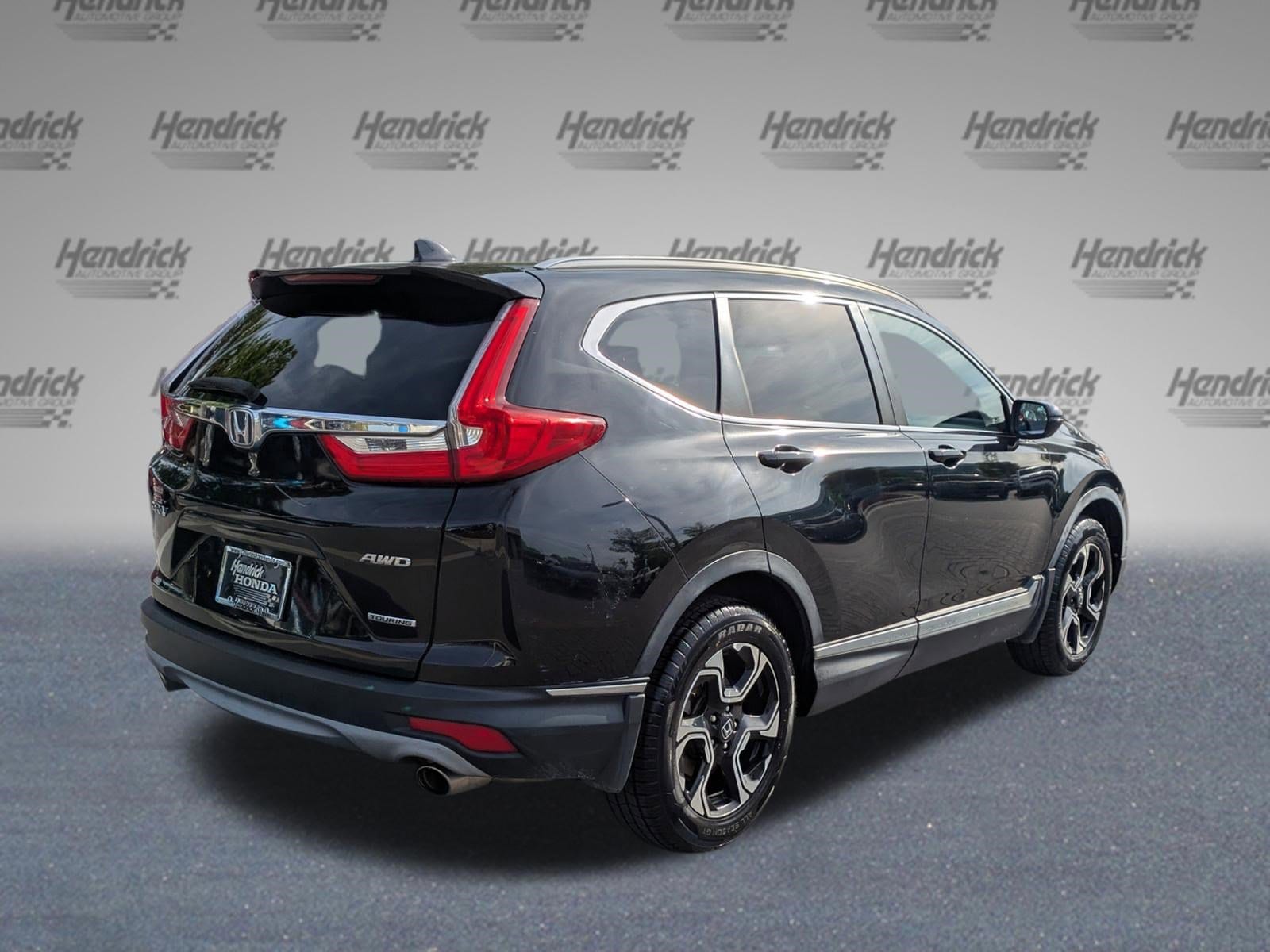 2018 Honda CR-V Touring photo 4