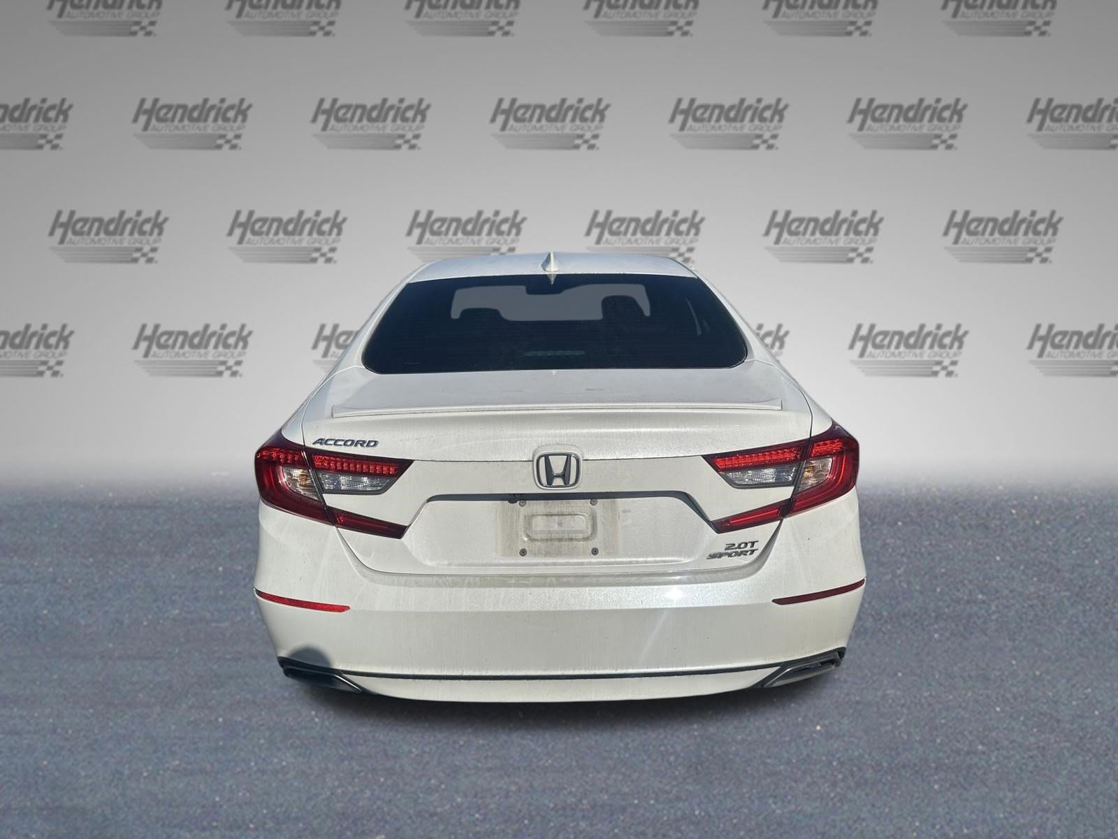 2018 Honda Accord Sport 2.0T photo 6