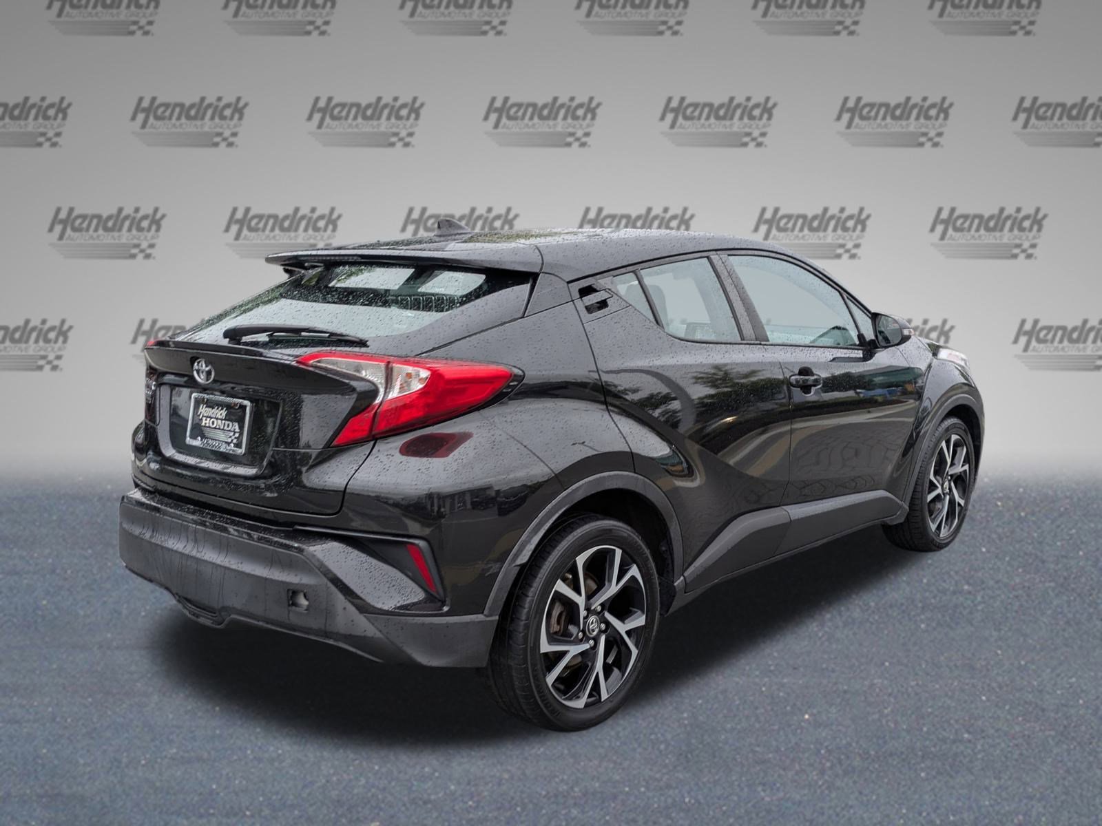 2018 Toyota C-HR XLE photo 3