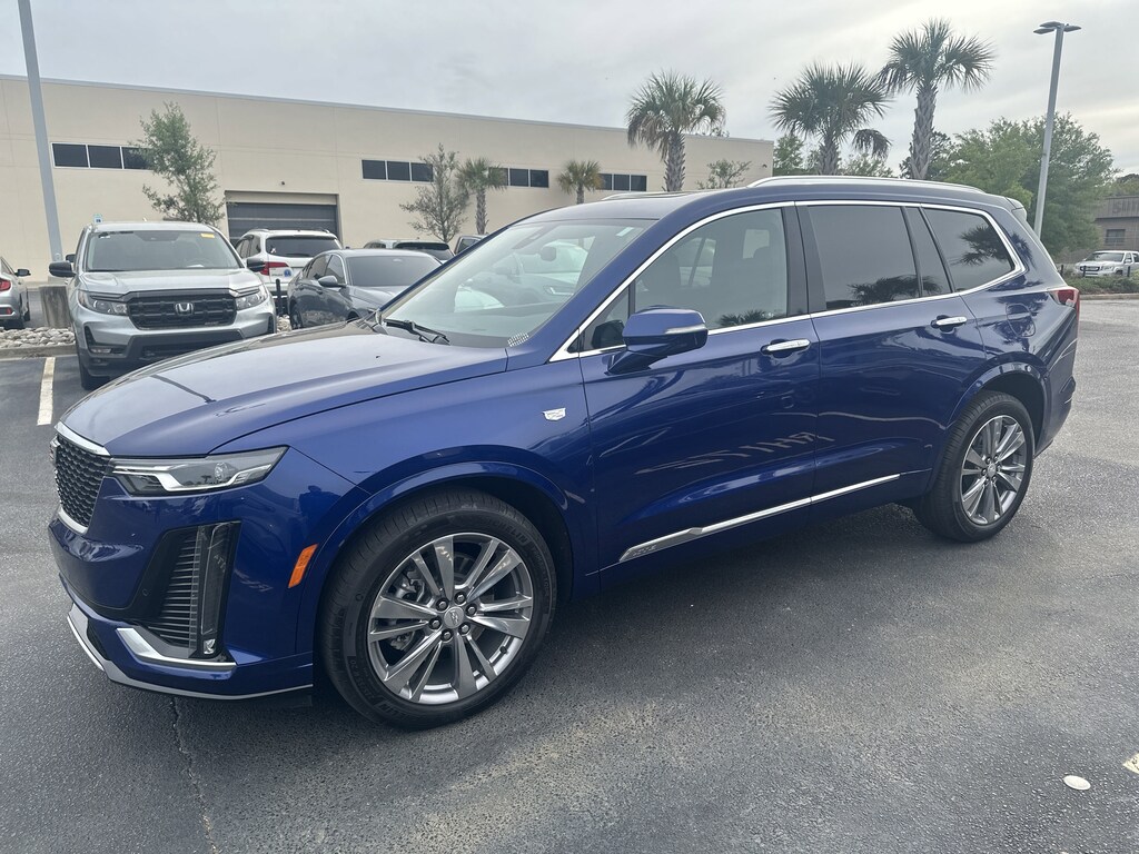 Used 2024 CADILLAC XT6 FWD Premium Luxury SUV