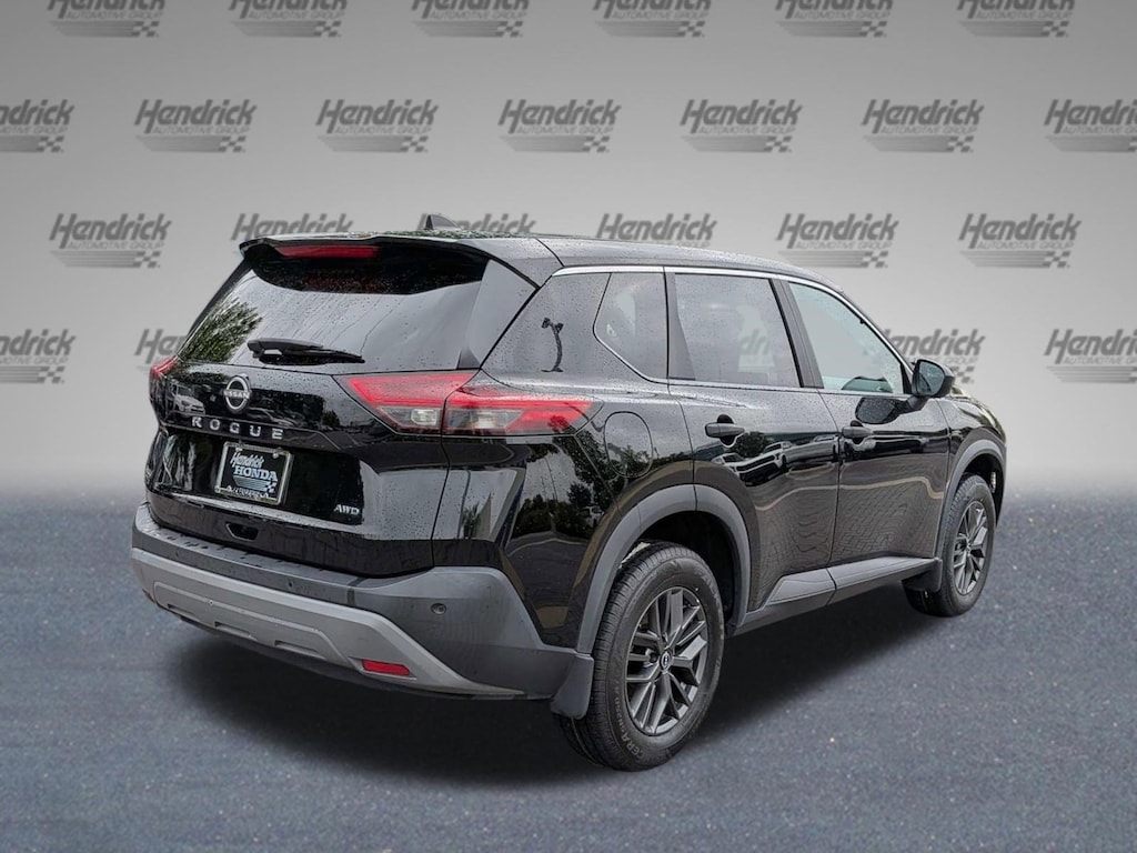 Used 2023 Nissan Rogue S SUV