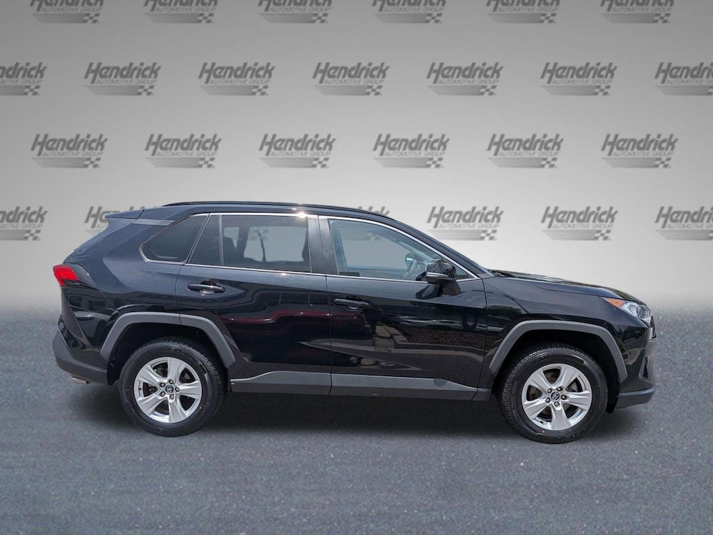 Used 2020 Toyota RAV4 XLE SUV