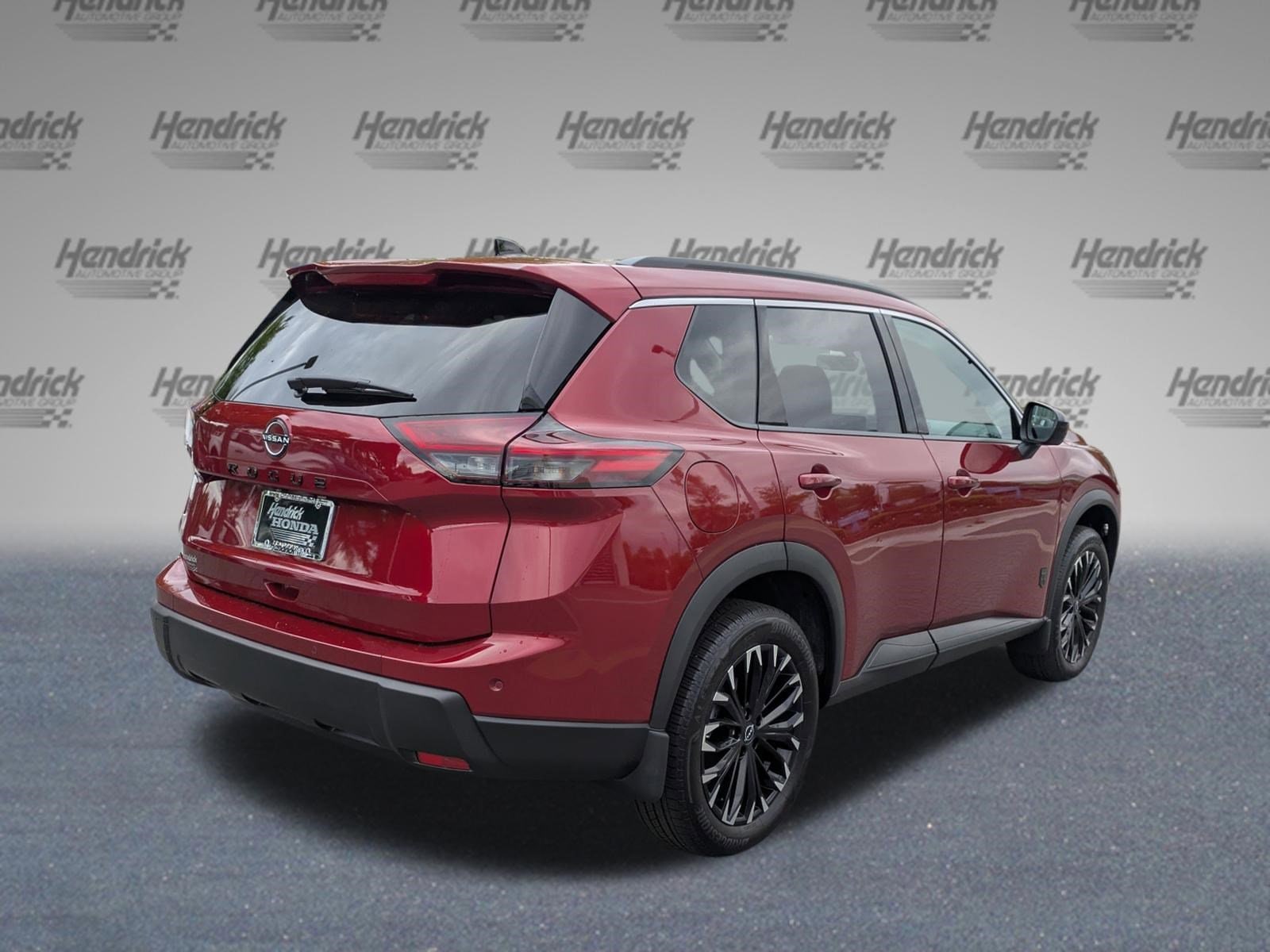 2026 Nissan Rogue Dark Armor photo 4