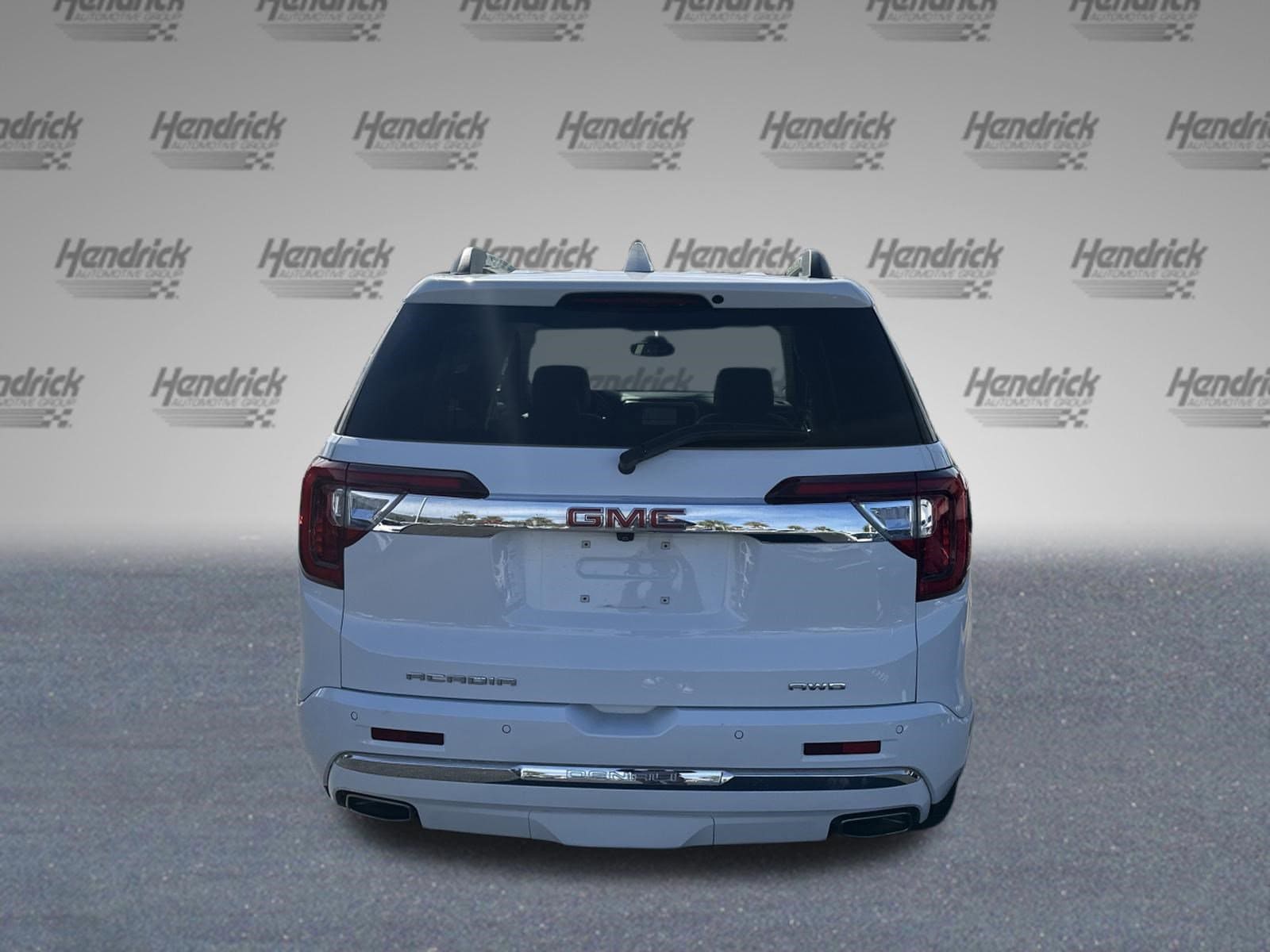 2023 GMC Acadia Denali photo 5