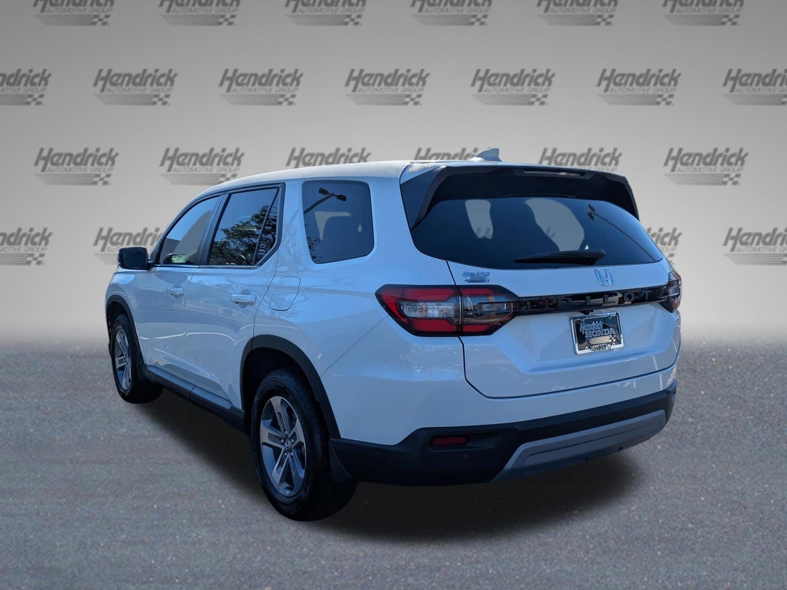 2025 Honda Pilot EX-L photo 6