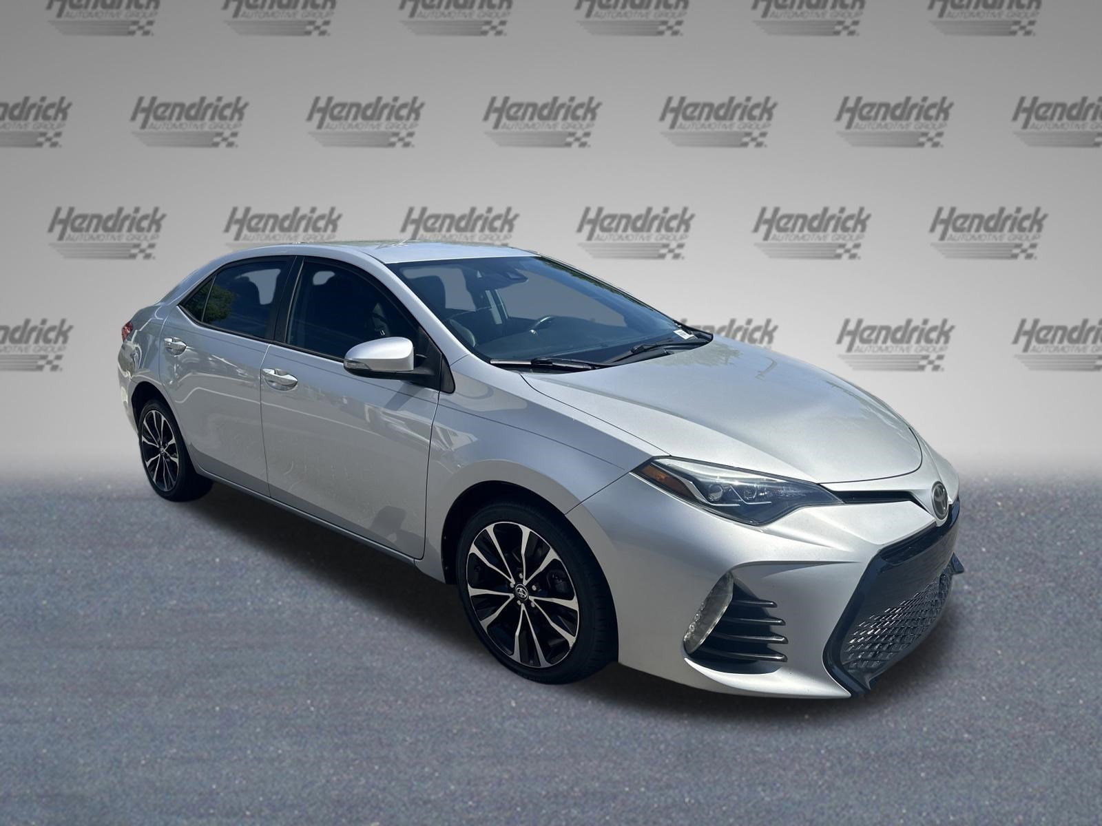 2018 Toyota Corolla SE photo 5