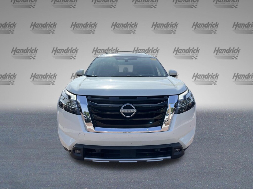 Used 2023 Nissan Pathfinder Platinum SUV