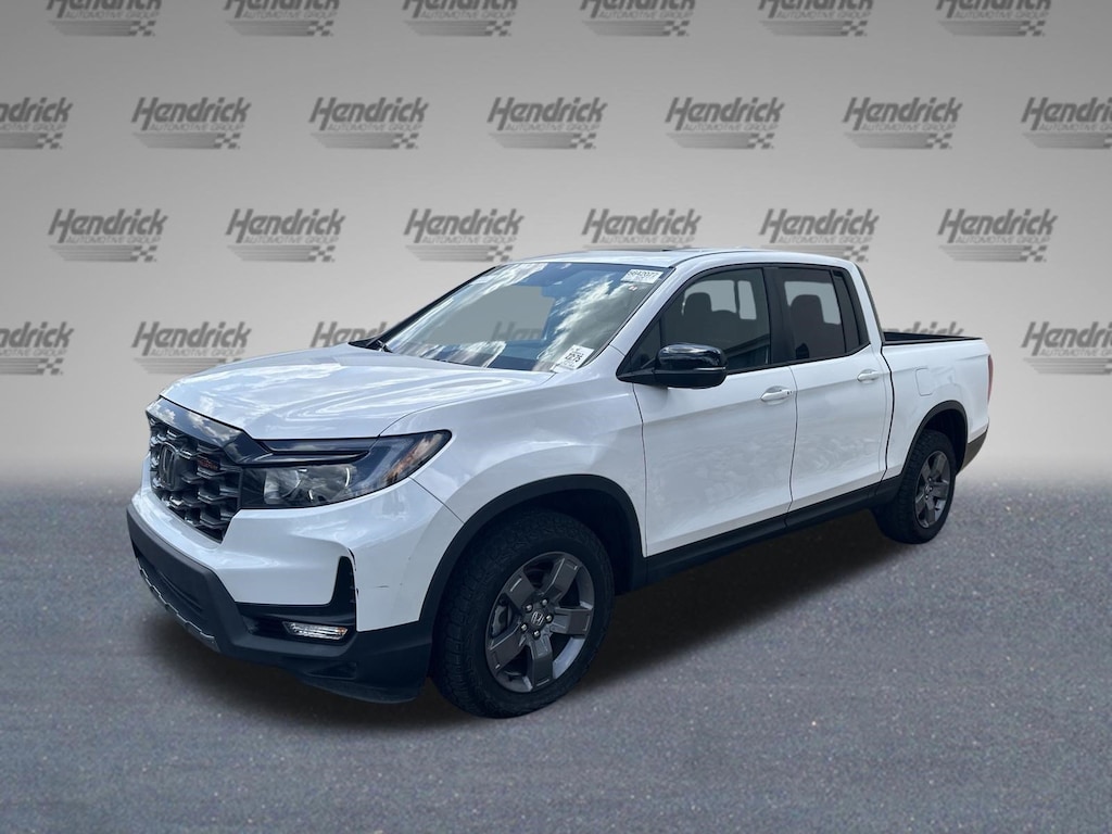 Certified 2025 Honda Ridgeline TrailSport Pickup