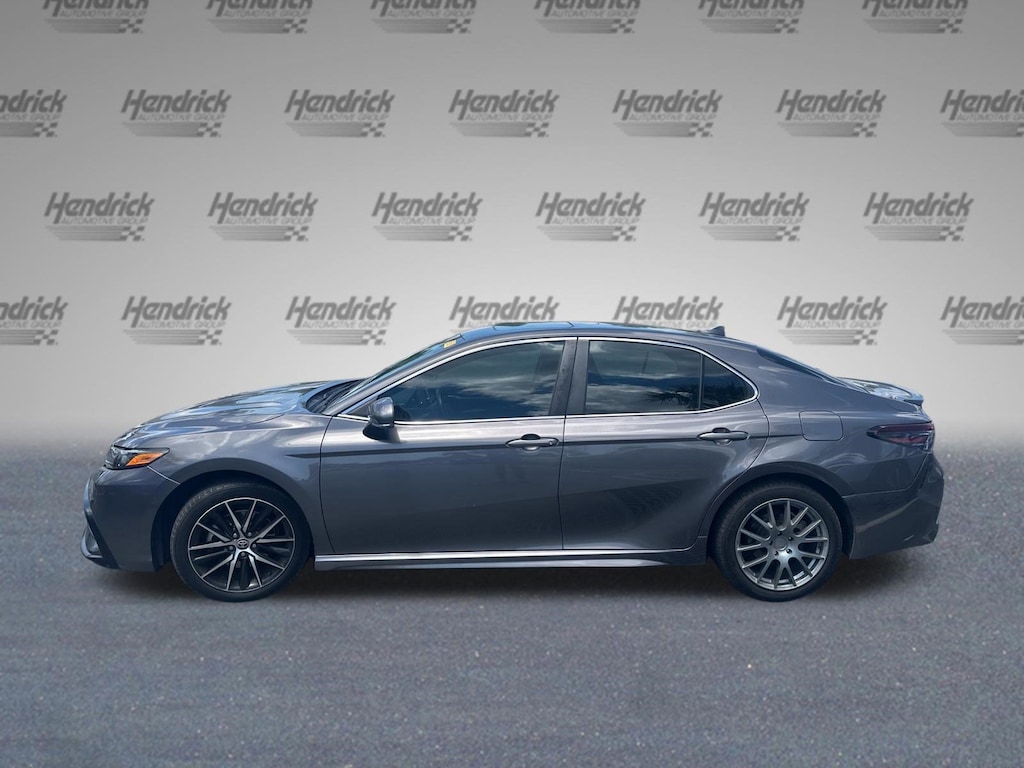 Used 2021 Toyota Camry SE Sedan