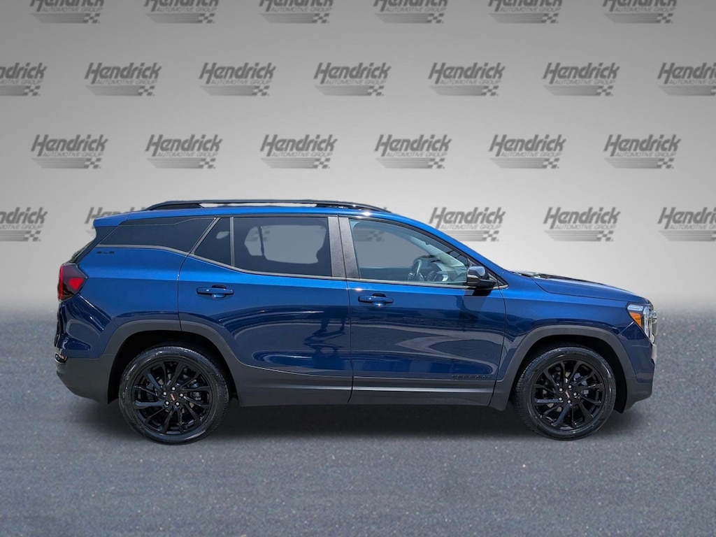 Used 2023 GMC Terrain SLE SUV