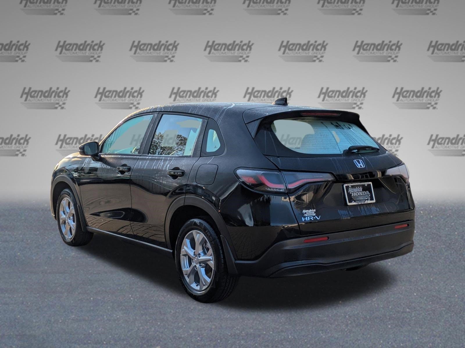 2025 Honda HR-V LX photo 6