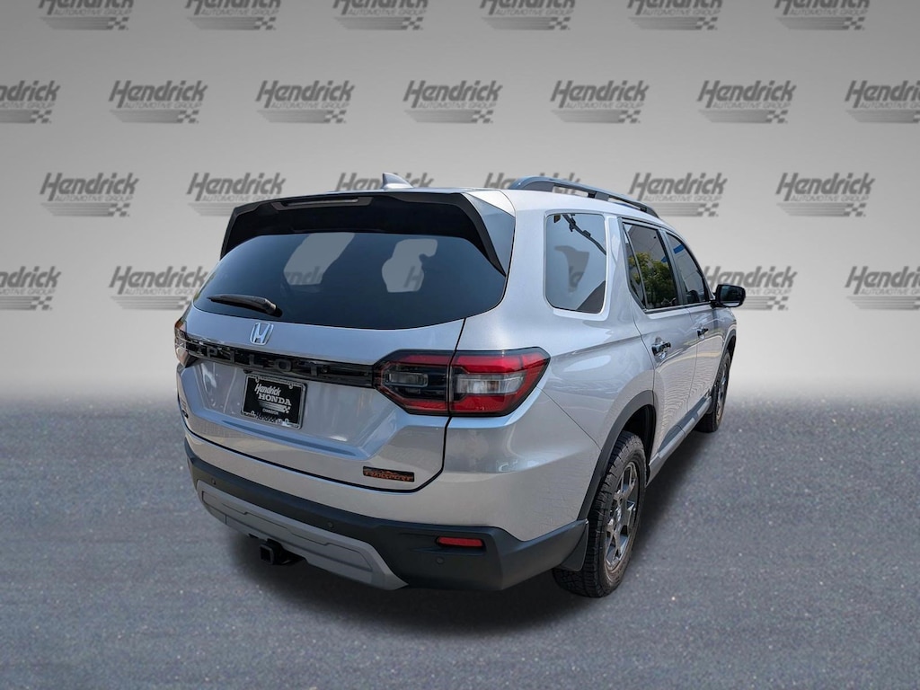 Certified 2025 Honda Pilot TrailSport SUV