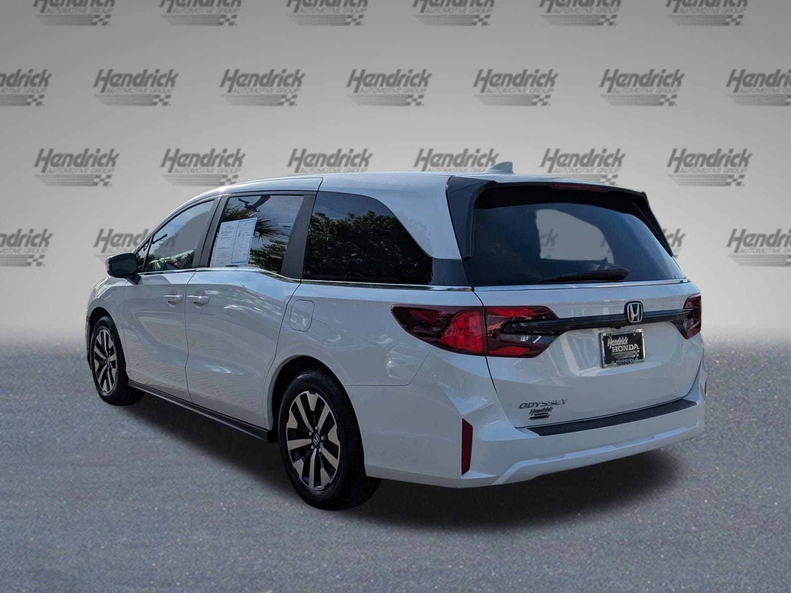 2025 Honda Odyssey EX-L photo 6