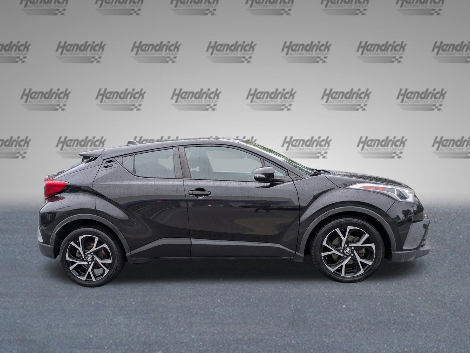 2018 Toyota C-HR XLE photo 2
