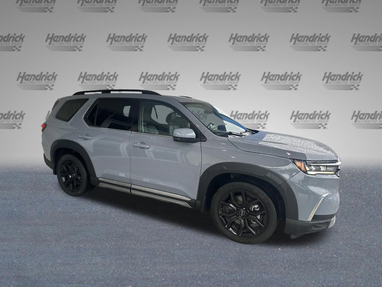 2025 Honda Pilot Touring photo 3