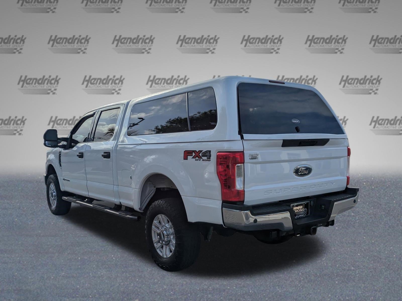 2019 Ford Super Duty F-250 SRW XLT photo 6