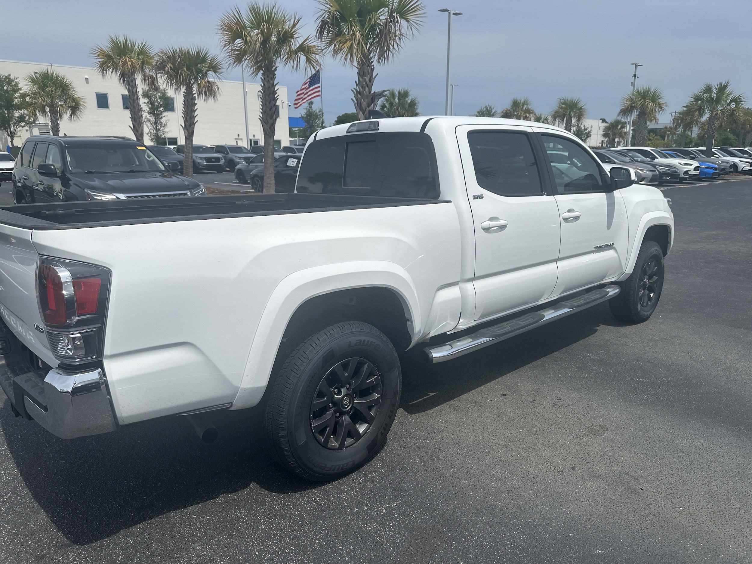 2023 Toyota Tacoma TRD Sport photo 6