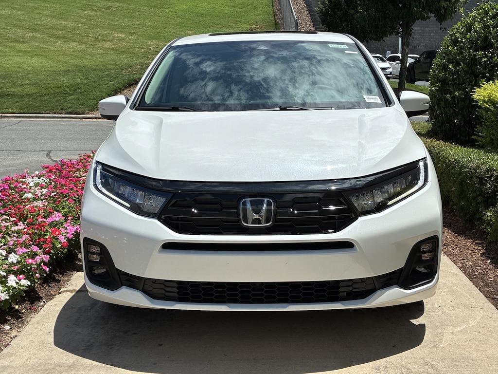 New 2026 Honda Odyssey Touring Minivan
