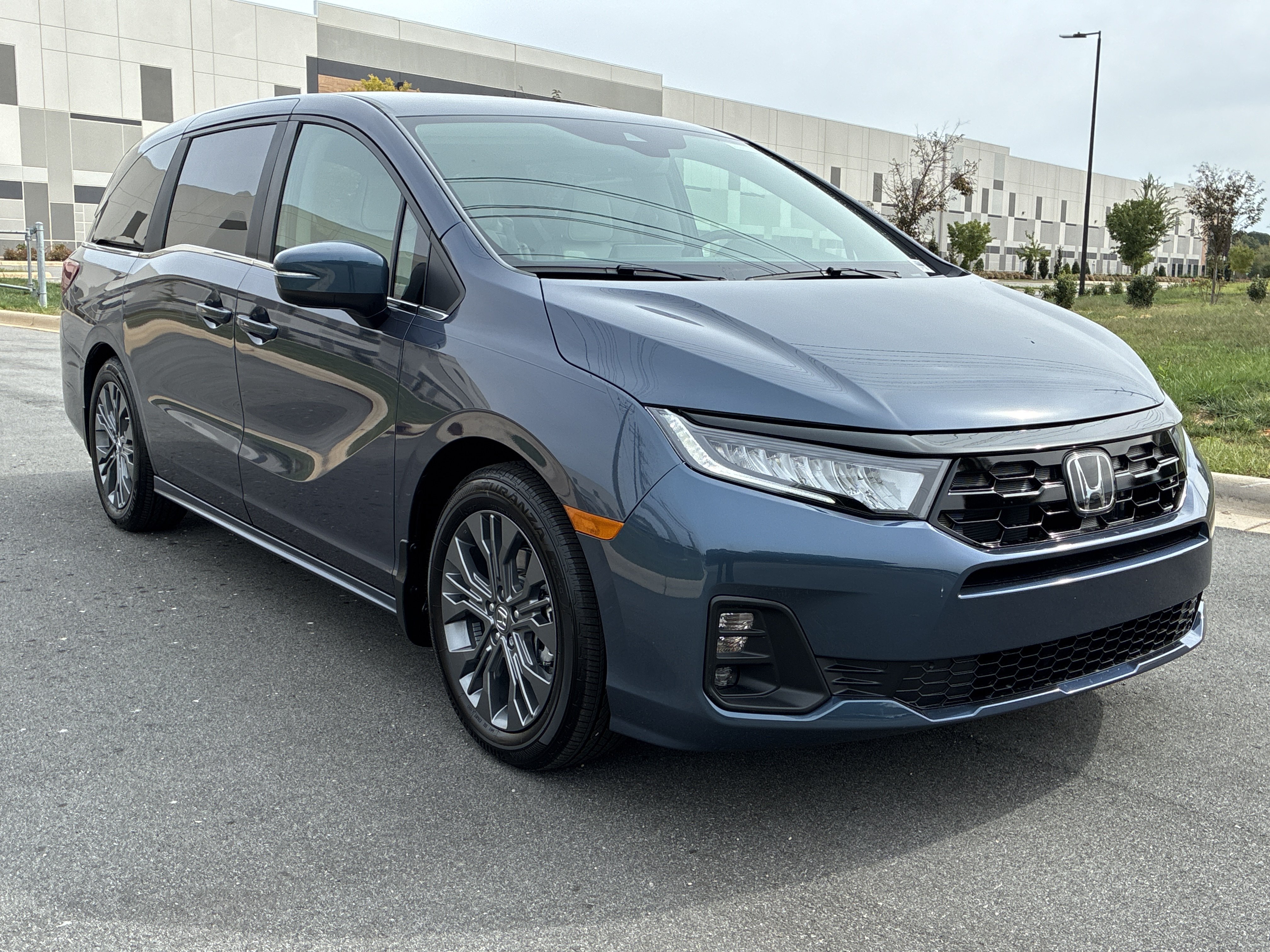 2027 Honda Odyssey Touring Minivan
