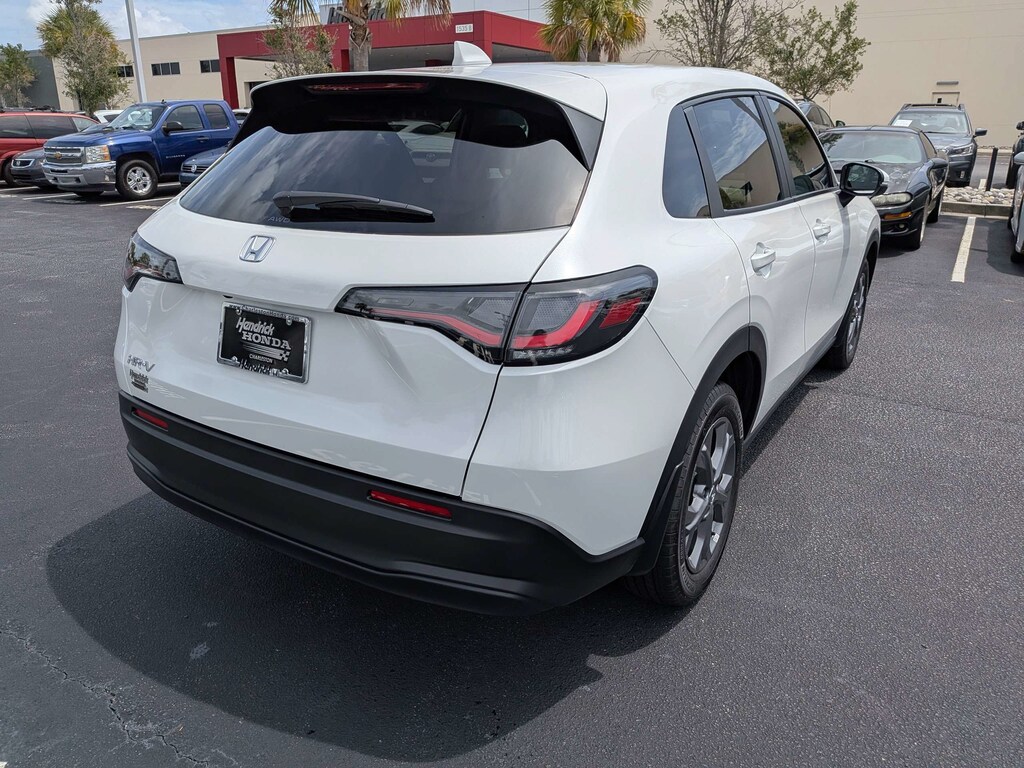 New 2027 Honda HR-V LX SUV