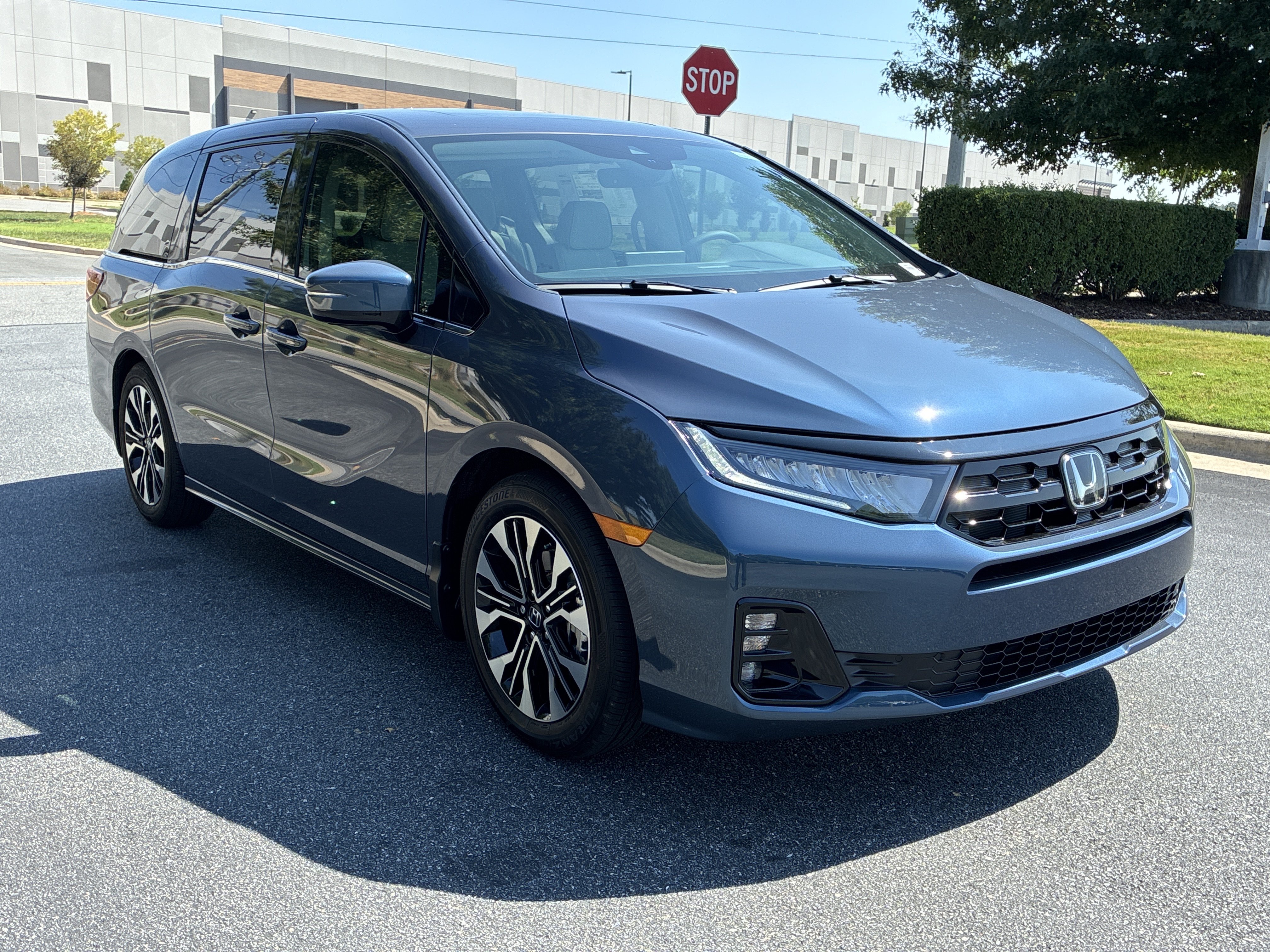 2027 Honda Odyssey Elite Minivan