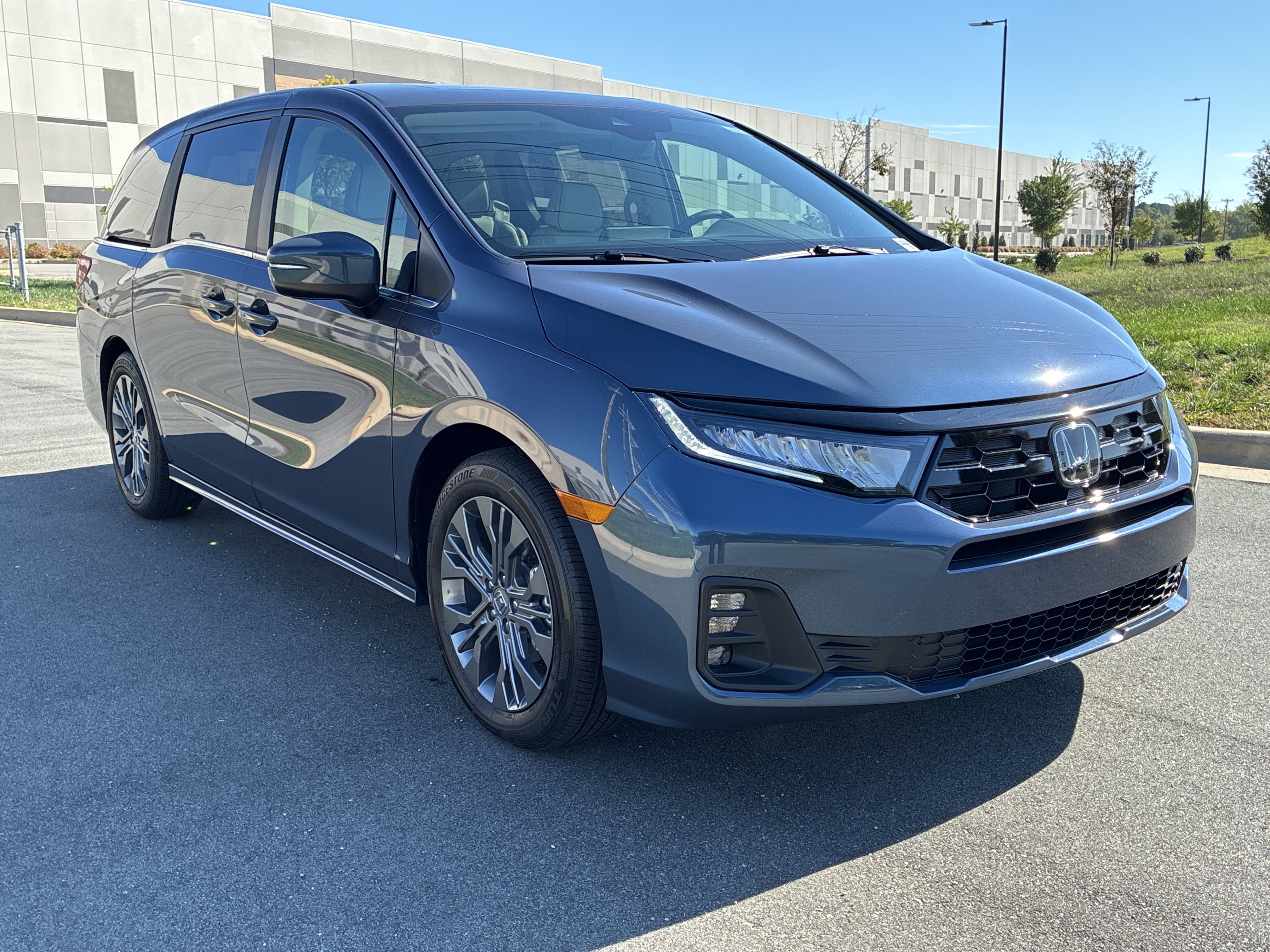 2027 Honda Odyssey Touring Minivan